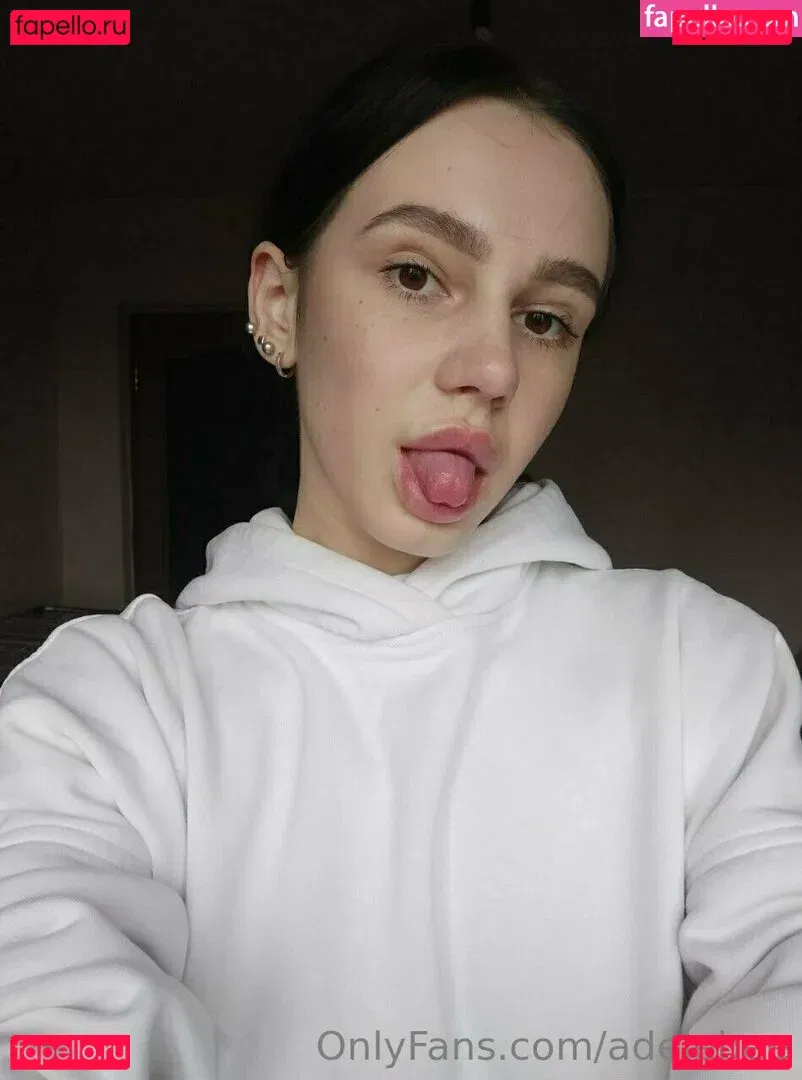 adelebee Onlyfans Photo Gallery 