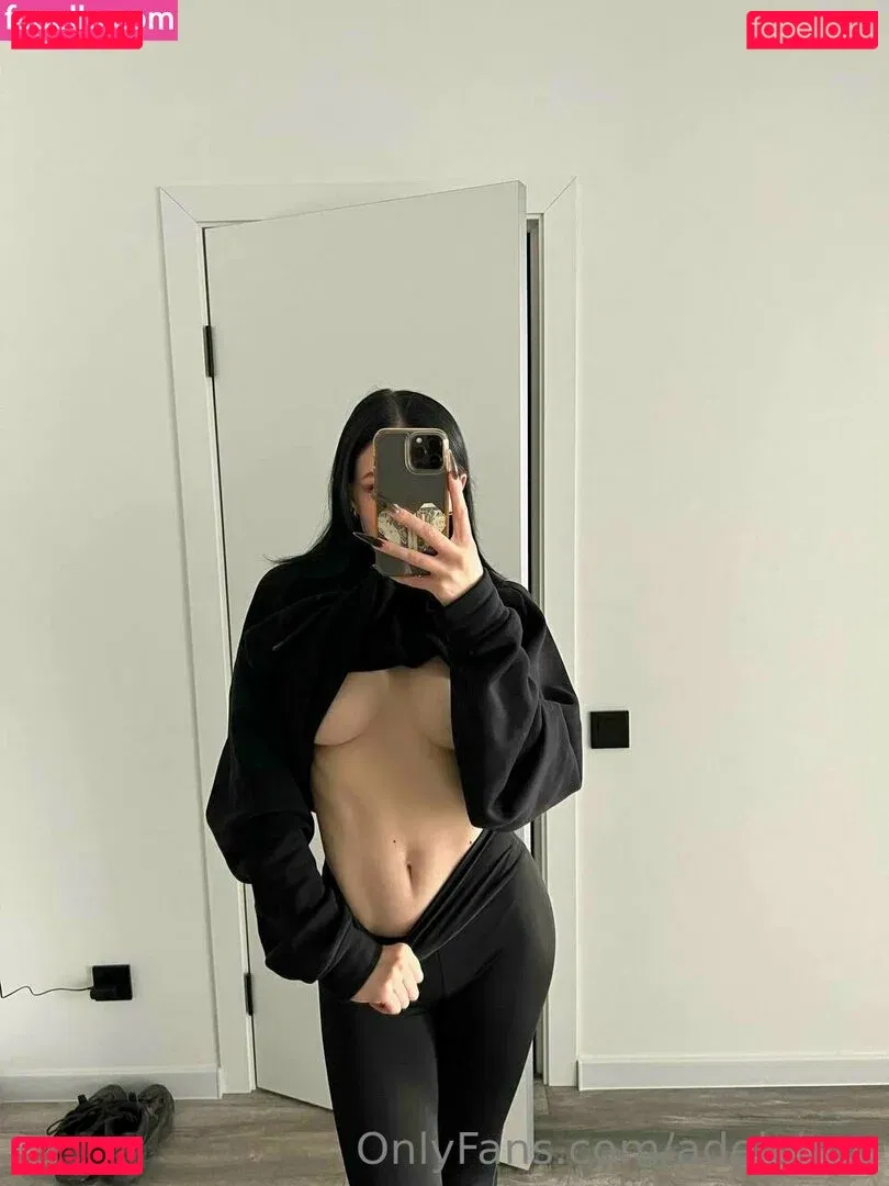 adelebee Onlyfans Photo Gallery 