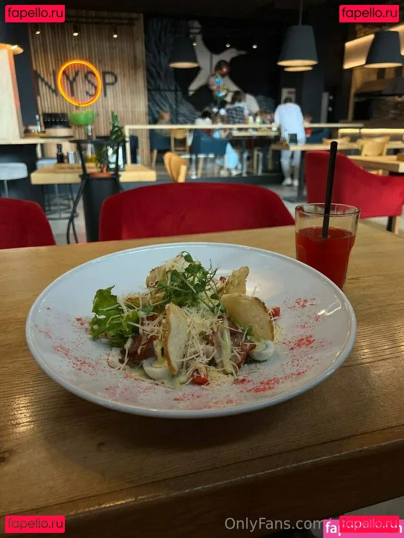 adelebee Onlyfans Photo Gallery 