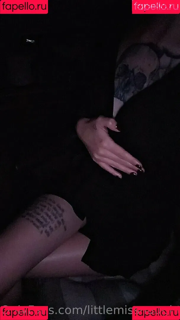 littlemissnaughtytw Onlyfans Photo Gallery 
