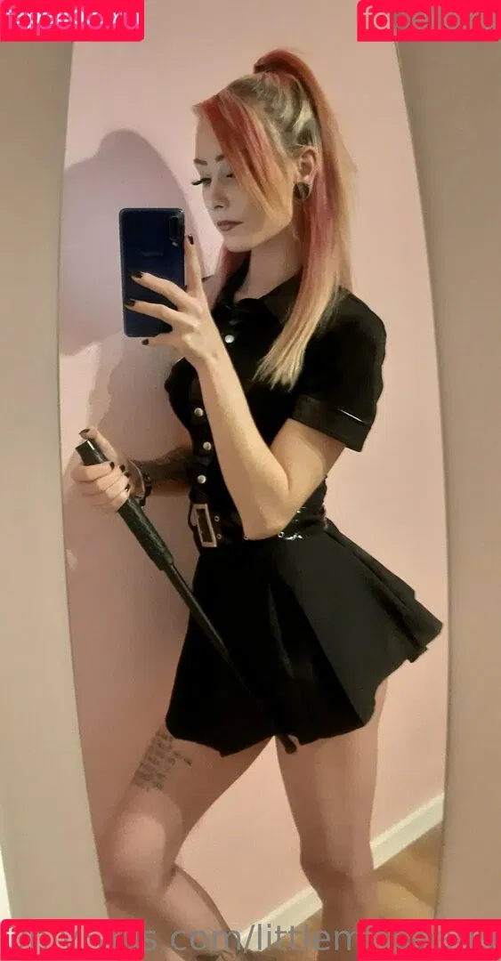 littlemissnaughtytw Onlyfans Photo Gallery 