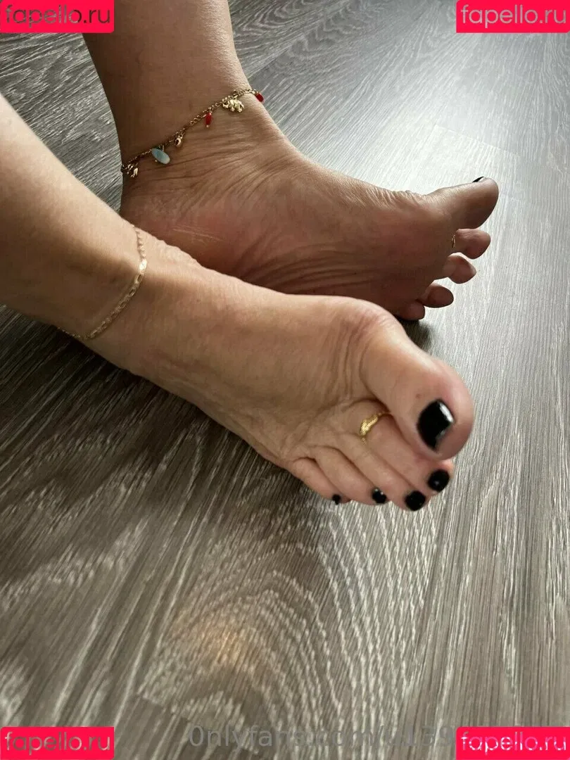 foot-mistress-miss-b Onlyfans Photo Gallery 