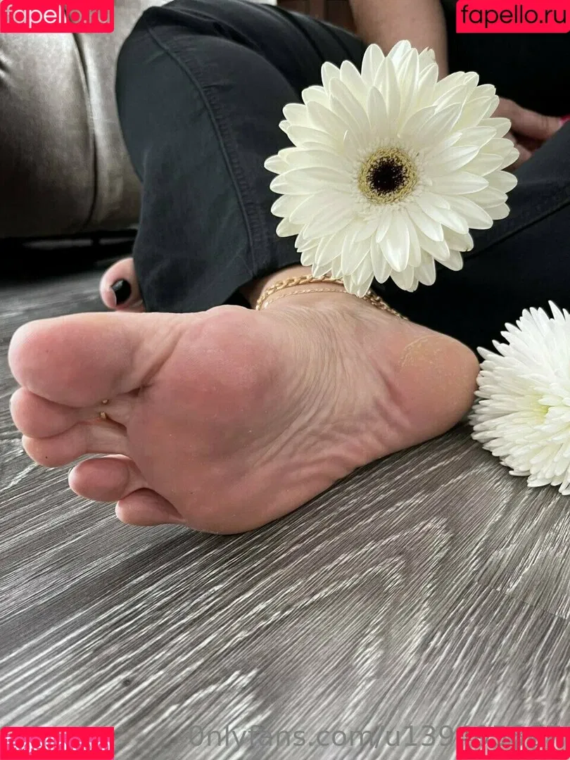foot-mistress-miss-b Onlyfans Photo Gallery 