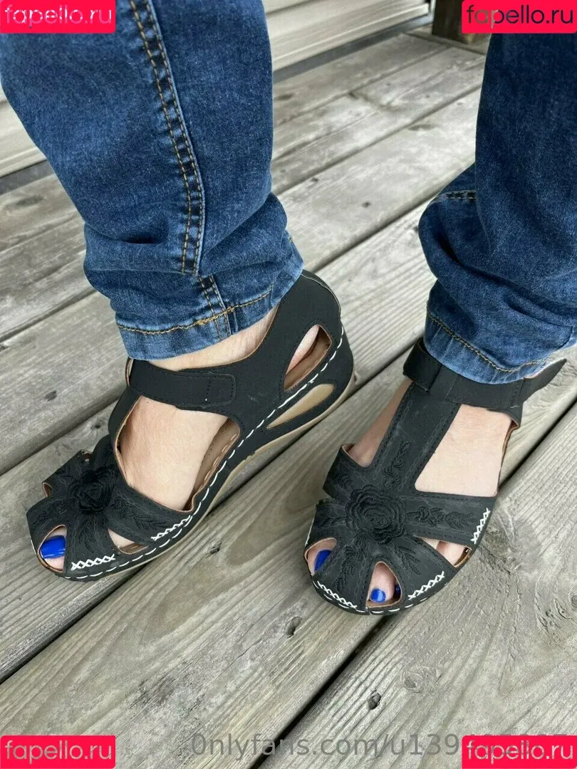 foot-mistress-miss-b Onlyfans Photo Gallery 