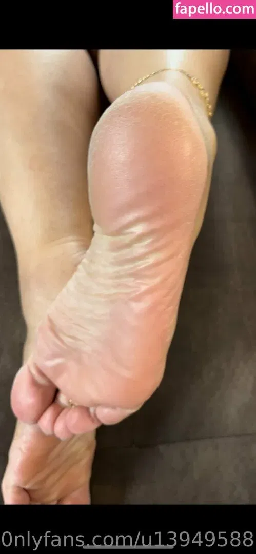 foot-mistress-miss-b Onlyfans Photo Gallery 