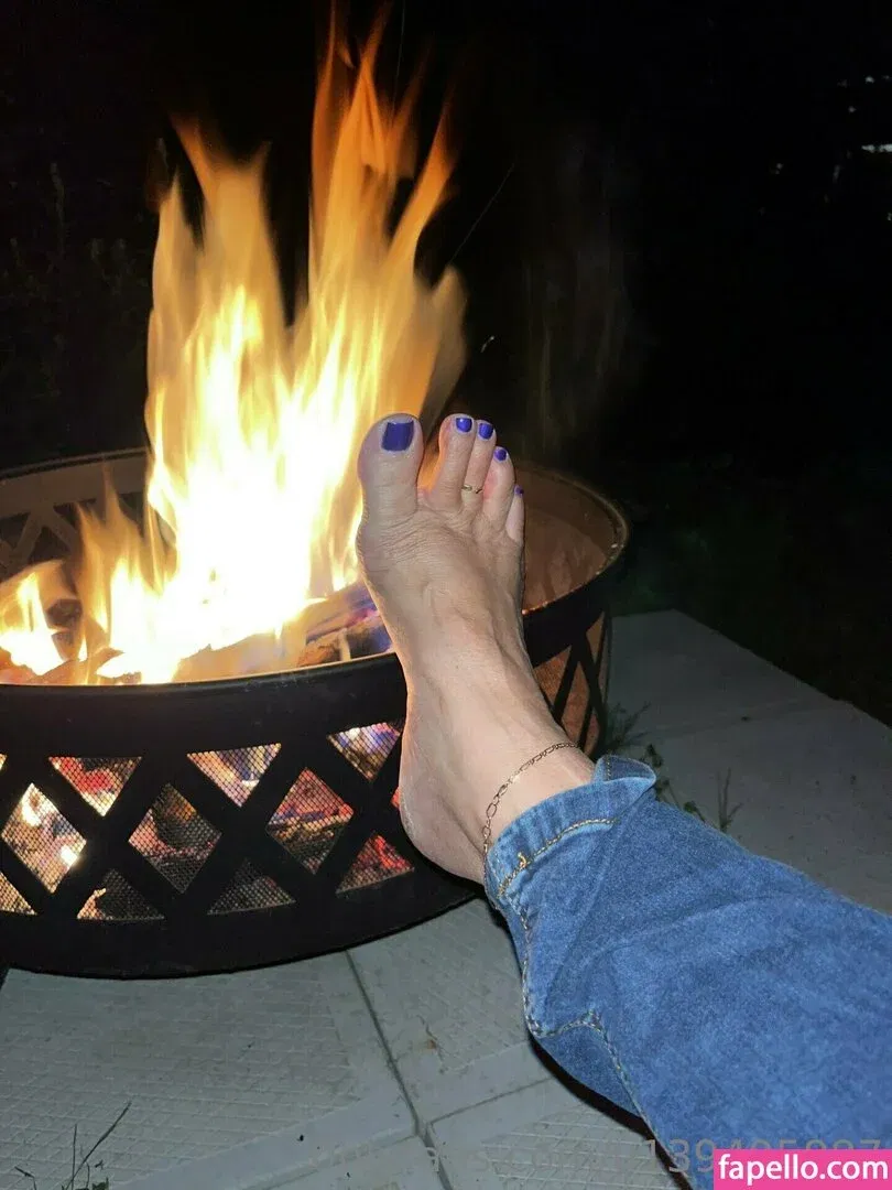 foot-mistress-miss-b Onlyfans Photo Gallery 