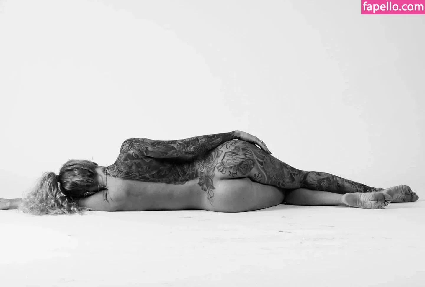 Miss Suzanna Maxwell Onlyfans Photo Gallery 