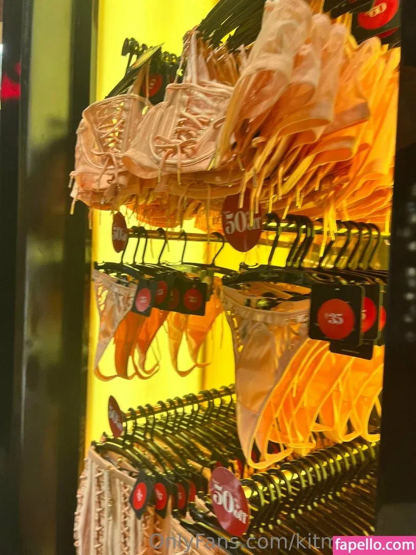 kitmercerxo Onlyfans Photo Gallery 