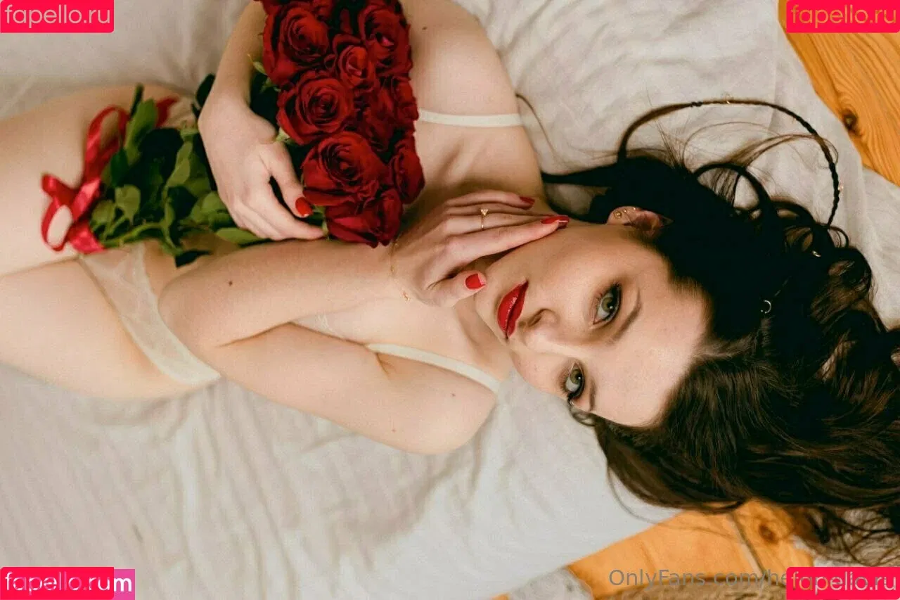 Helen Davis Onlyfans Photo Gallery 