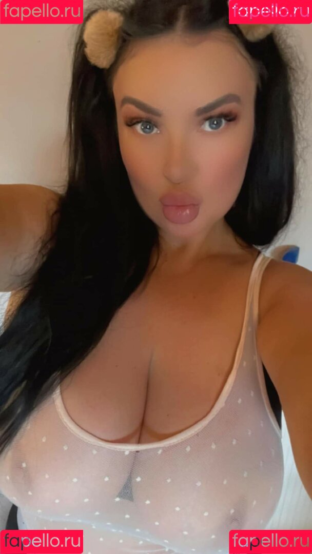 Helen Davis Onlyfans Photo Gallery 