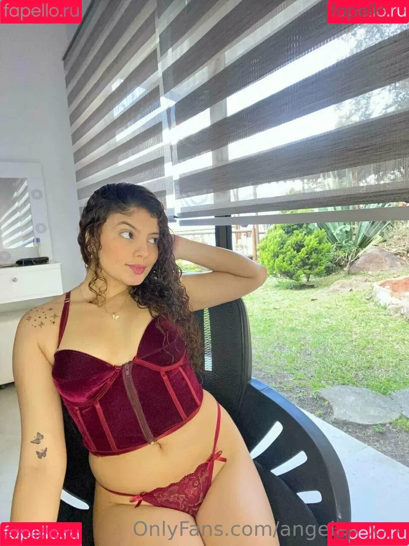 angeles_xxx Onlyfans Photo Gallery 