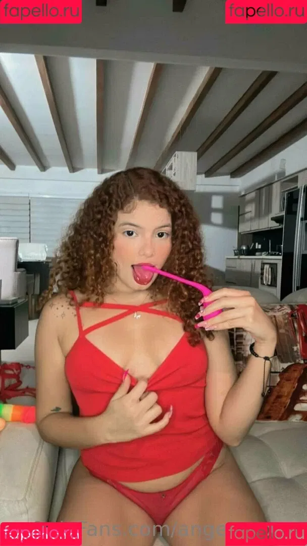 angeles_xxx Onlyfans Photo Gallery 
