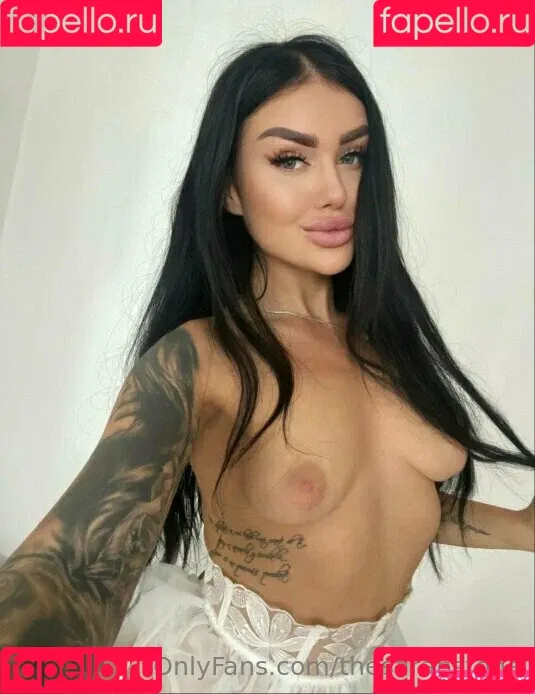 thesarahstone Onlyfans Photo Gallery 