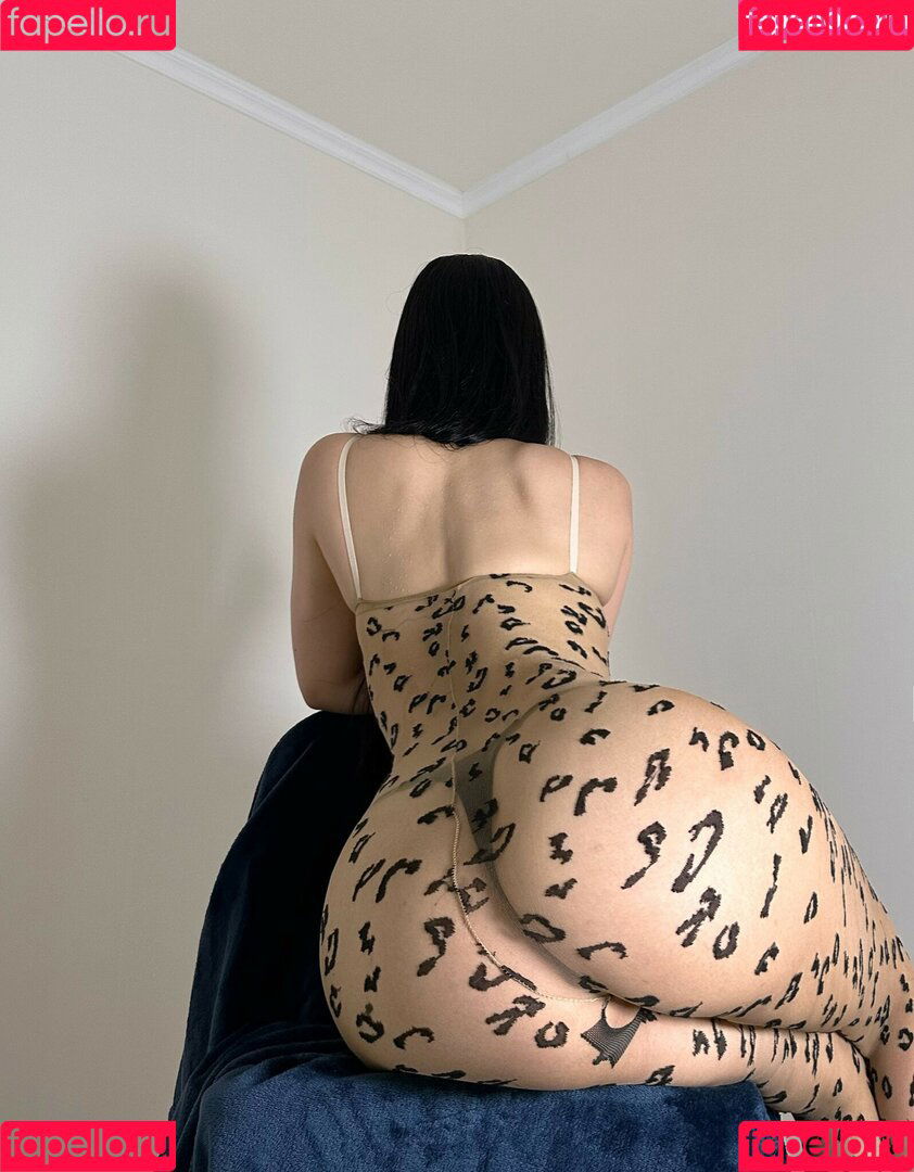 Yuyuhwa Onlyfans Photo Gallery 