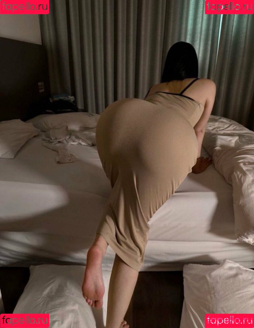 Yuyuhwa Onlyfans Photo Gallery 