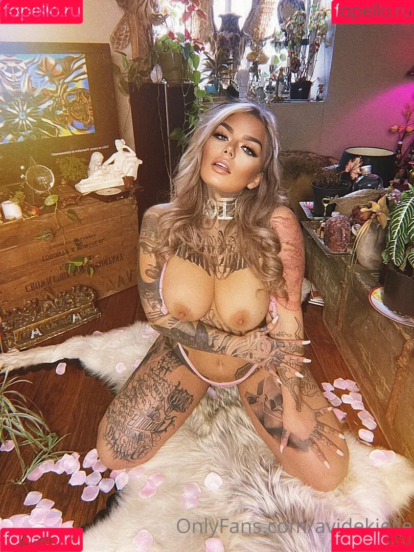 Avidekielle Onlyfans Photo Gallery 
