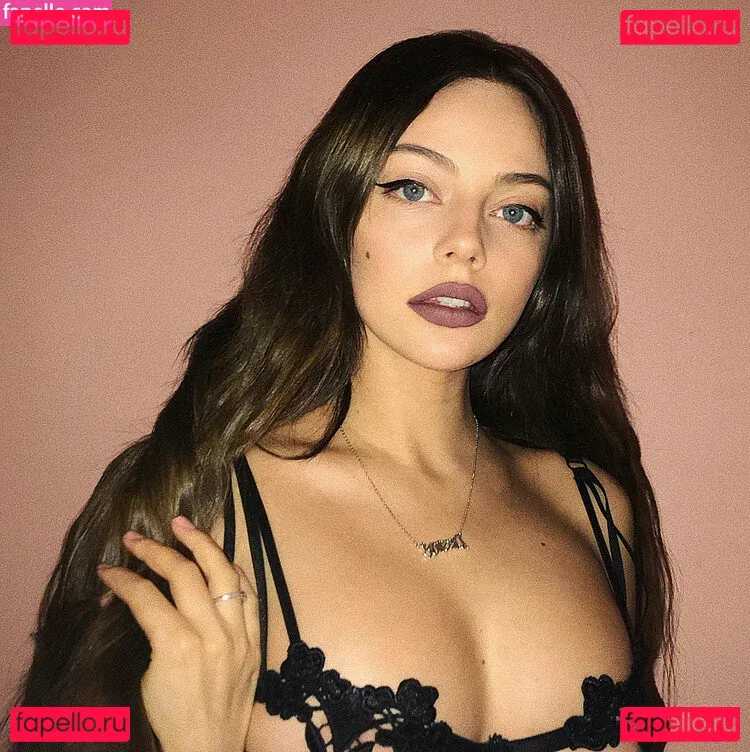 Kate Kishuk Onlyfans Photo Gallery 