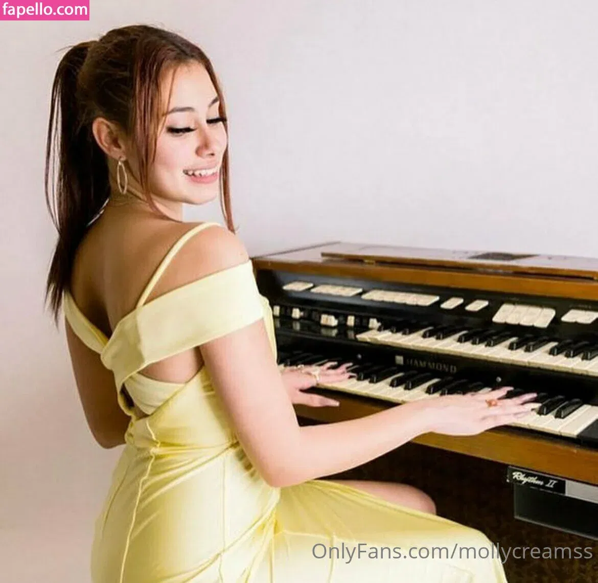 mollycreamss Onlyfans Photo Gallery 