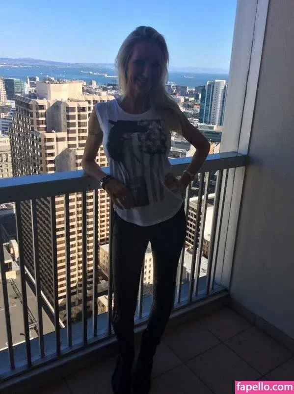 emma69star Onlyfans Photo Gallery 