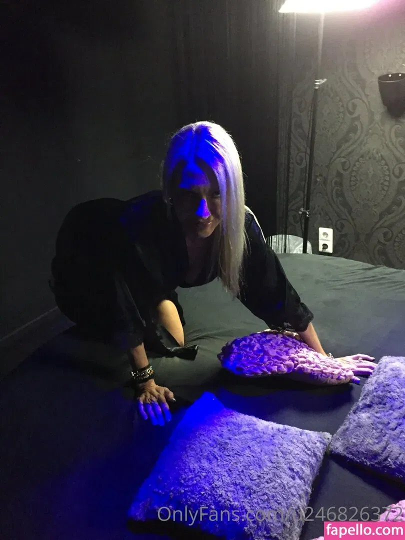 emma69star Onlyfans Photo Gallery 