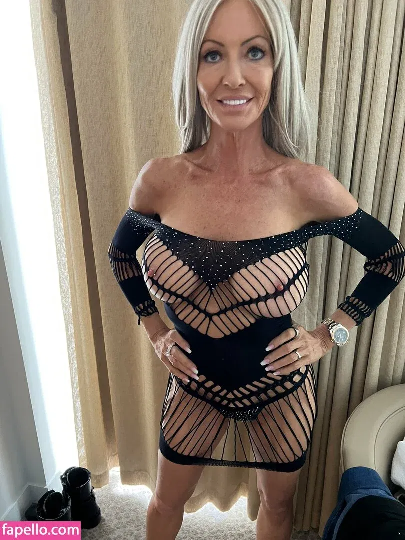 emma69star Onlyfans Photo Gallery 