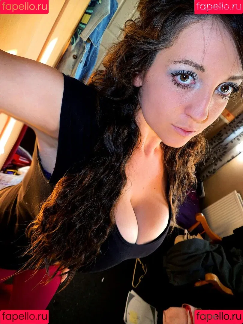 Carmella Onlyfans Photo Gallery 