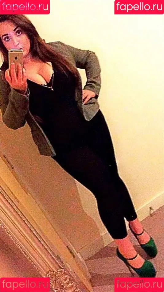 Carmella Onlyfans Photo Gallery 