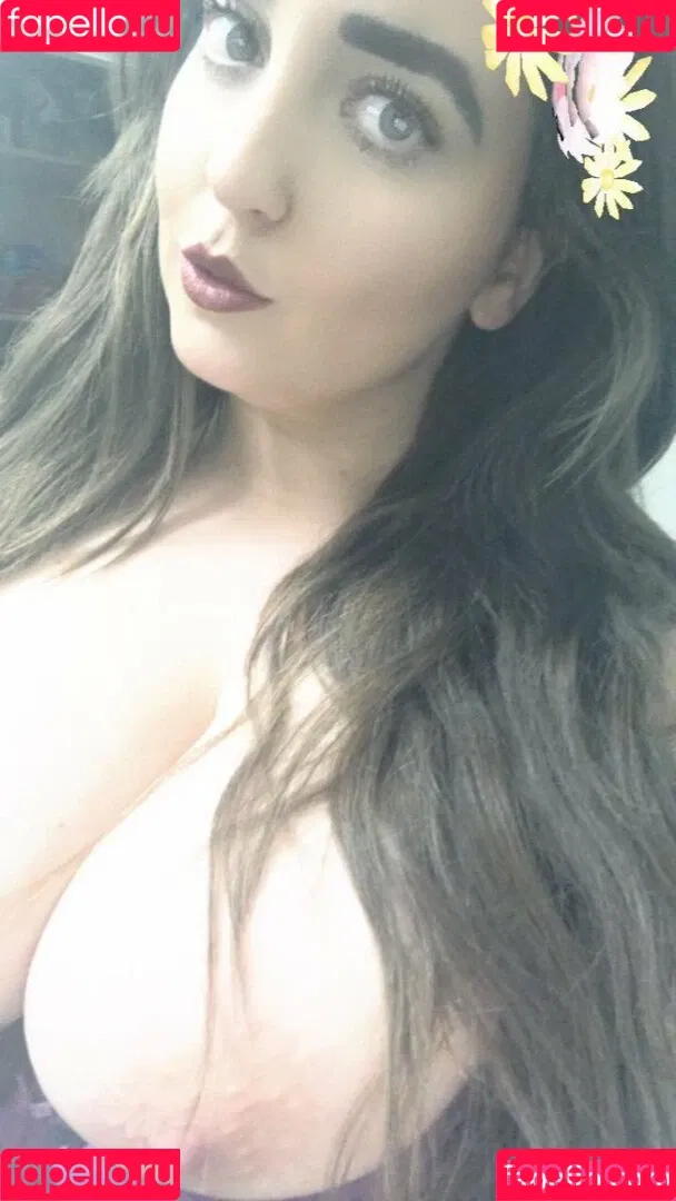 Carmella Onlyfans Photo Gallery 