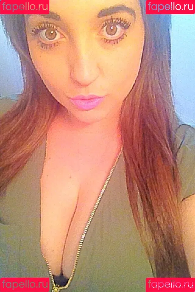 Carmella Onlyfans Photo Gallery 