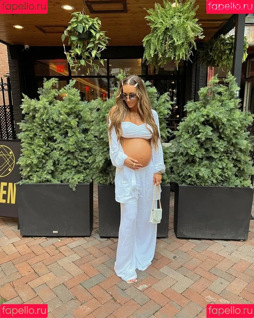 Carmella Onlyfans Photo Gallery 