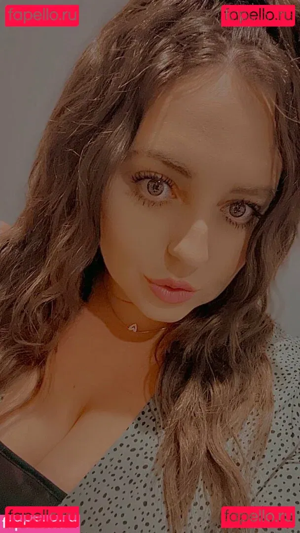 Carmella Onlyfans Photo Gallery 