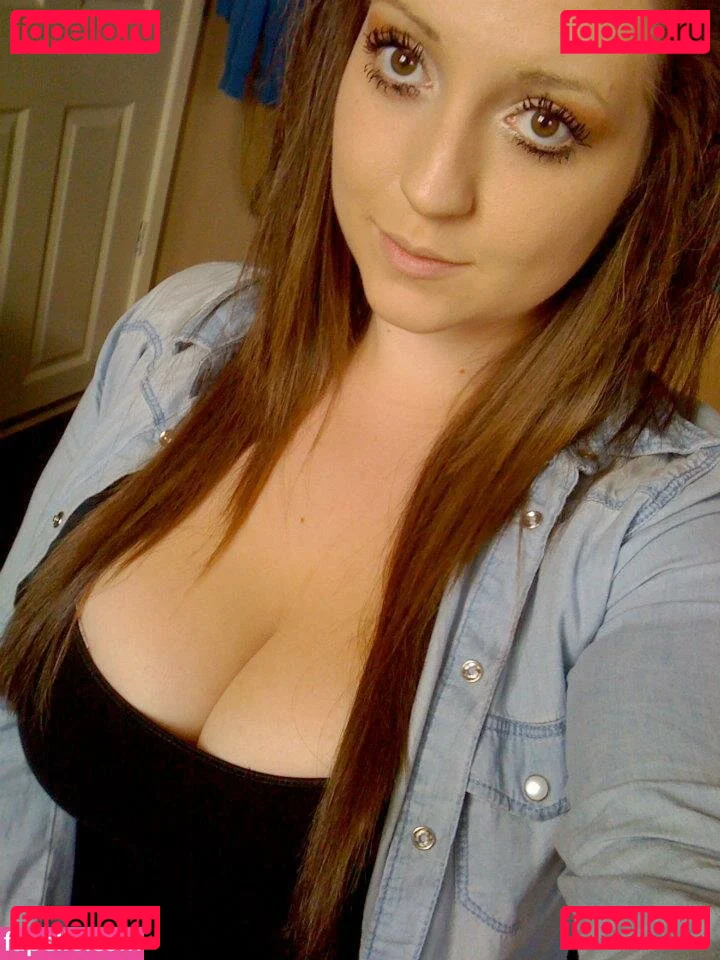 Carmella Onlyfans Photo Gallery 