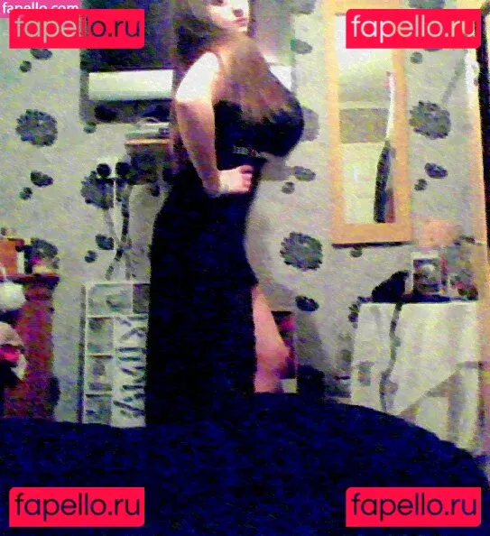 Carmella Onlyfans Photo Gallery 