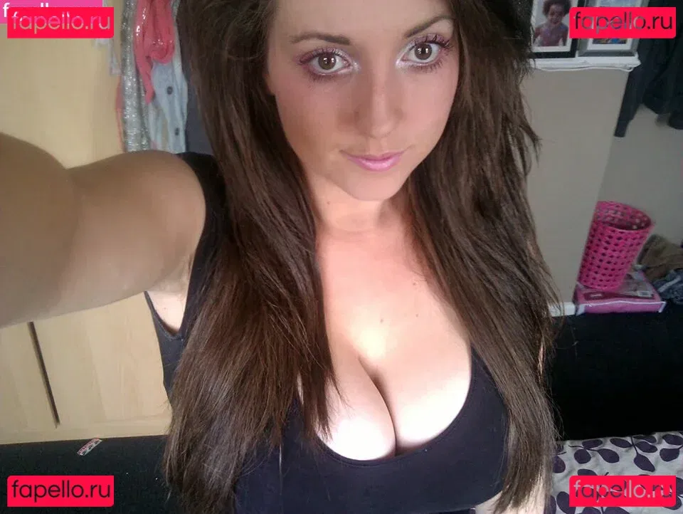 Carmella Onlyfans Photo Gallery 