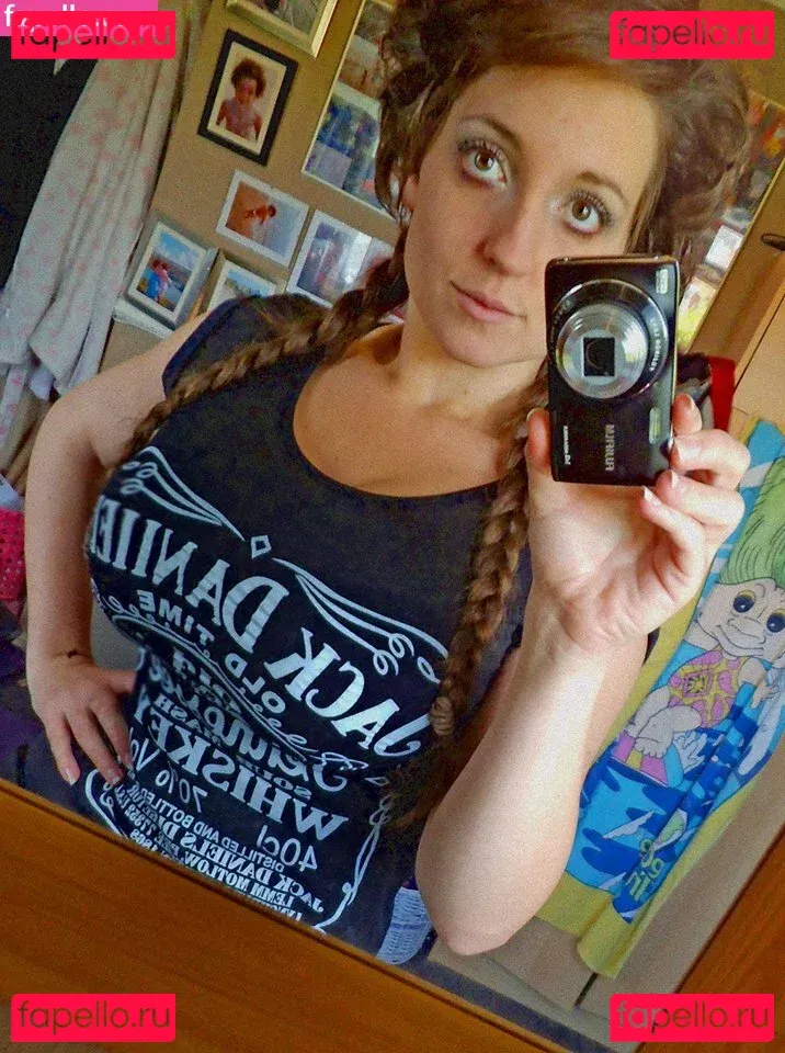 Carmella Onlyfans Photo Gallery 