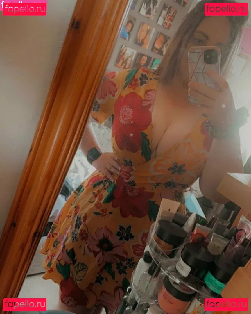 Carmella Onlyfans Photo Gallery 