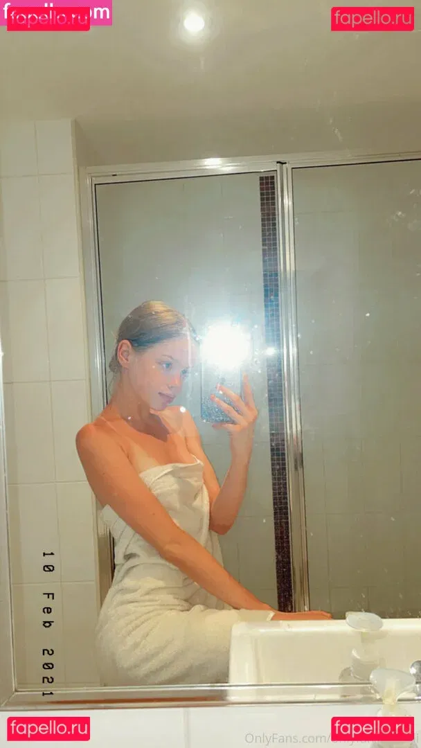 onlyfanswmadi Onlyfans Photo Gallery 