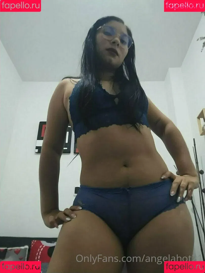 angelahot21 Onlyfans Photo Gallery 