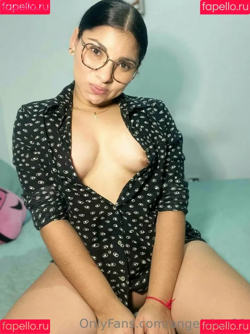 angelahot21 Onlyfans Photo Gallery 