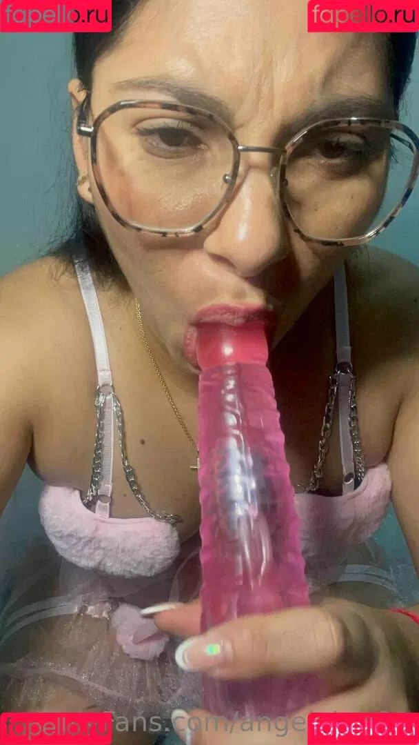 angelahot21 Onlyfans Photo Gallery 