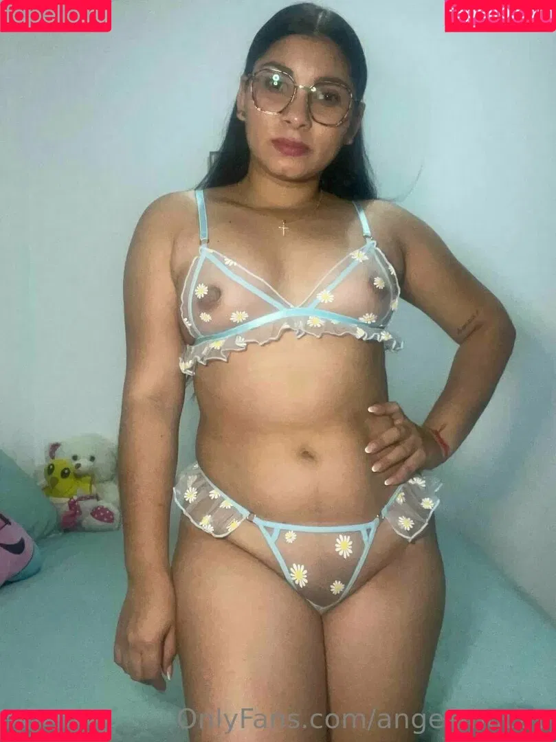 angelahot21 Onlyfans Photo Gallery 