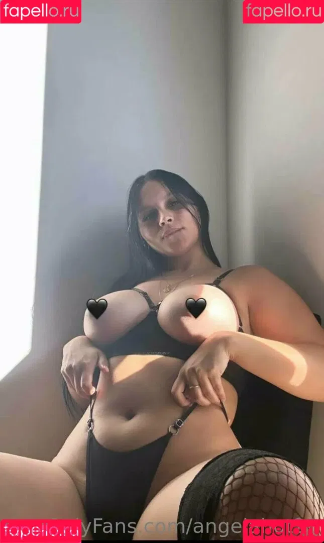angelahot21 Onlyfans Photo Gallery 