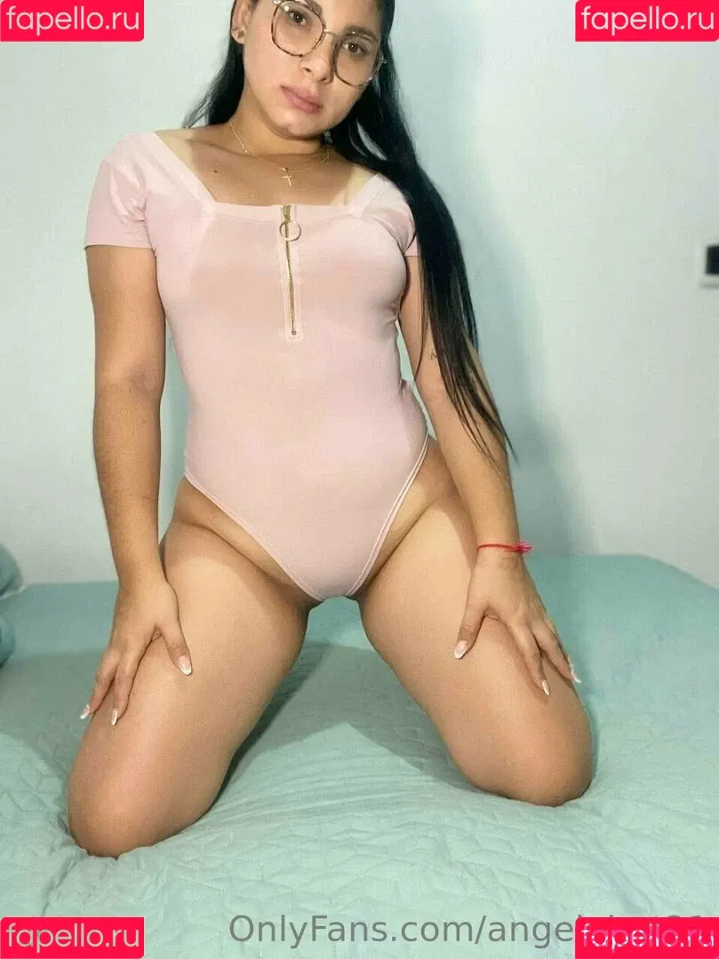angelahot21 Onlyfans Photo Gallery 