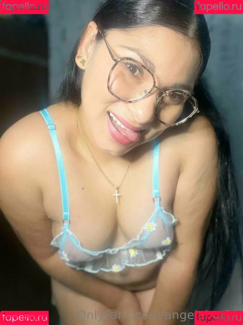 angelahot21 Onlyfans Photo Gallery 