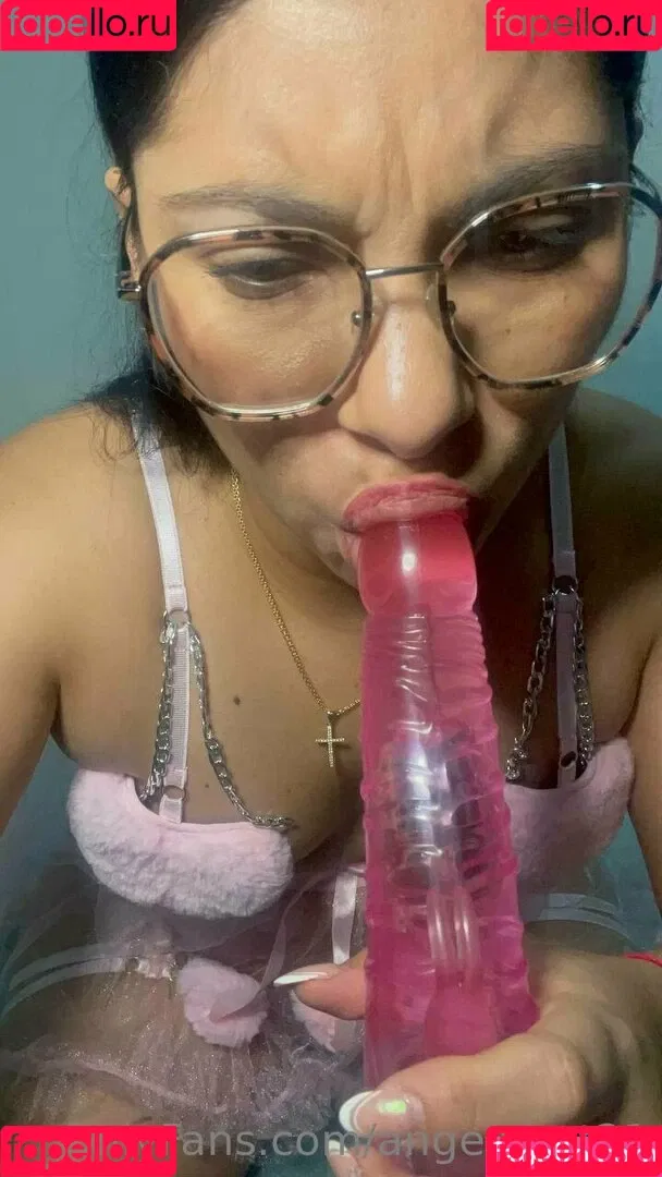 angelahot21 Onlyfans Photo Gallery 