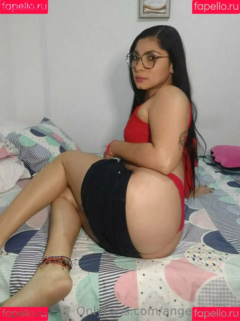 angelahot21 Onlyfans Photo Gallery 