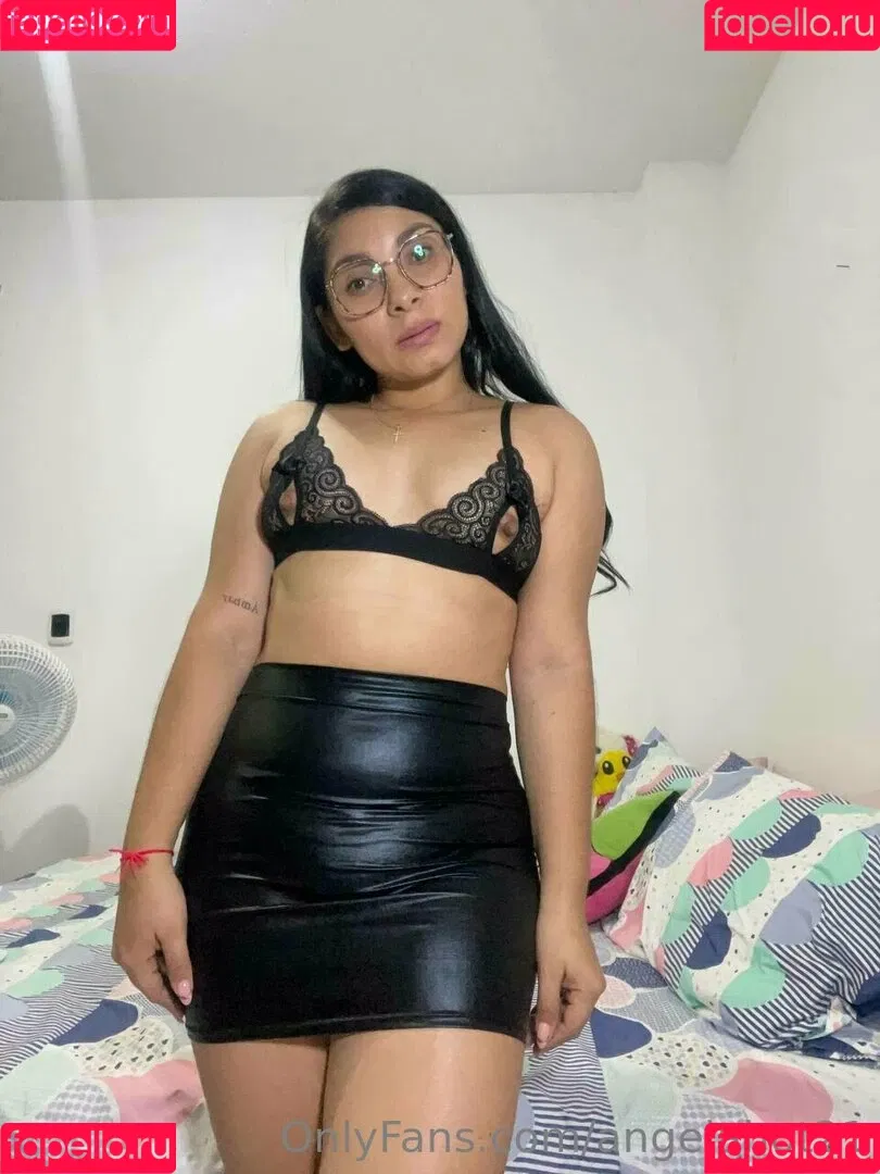 angelahot21 Onlyfans Photo Gallery 