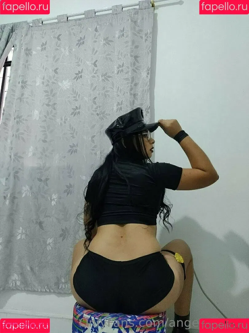 angelahot21 Onlyfans Photo Gallery 