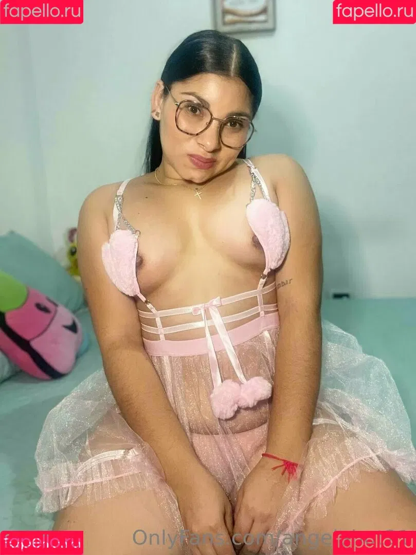 angelahot21 Onlyfans Photo Gallery 