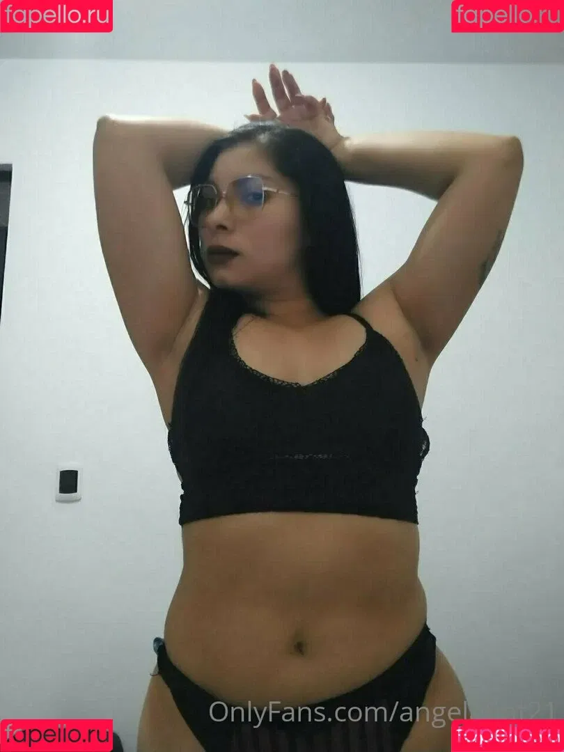 angelahot21 Onlyfans Photo Gallery 